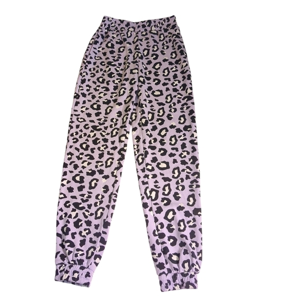 COLSIE 2 Piece Leopard Print Fleece Cropped Lounge Set Sweatshirt & Pants SZ XS - Picture 4 of 6